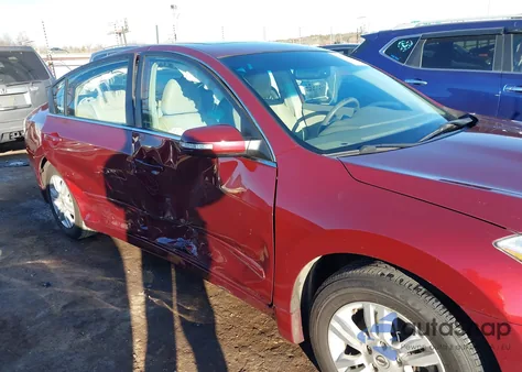 2011 Nissan Altima 2.5 S z USA, uszkodzony, nr VIN 1N4AL2AP6BN405584